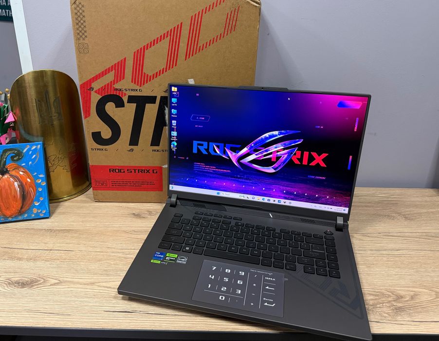 Asus STRIX G16 i7 13650HX /16 Ram/ 1TB/ 4070/ FHD 165 Hz
