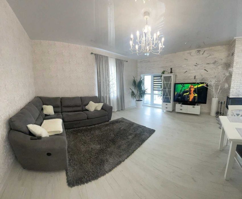 Продаж дому з якісним ремонтом 140 м2 Мархалівка