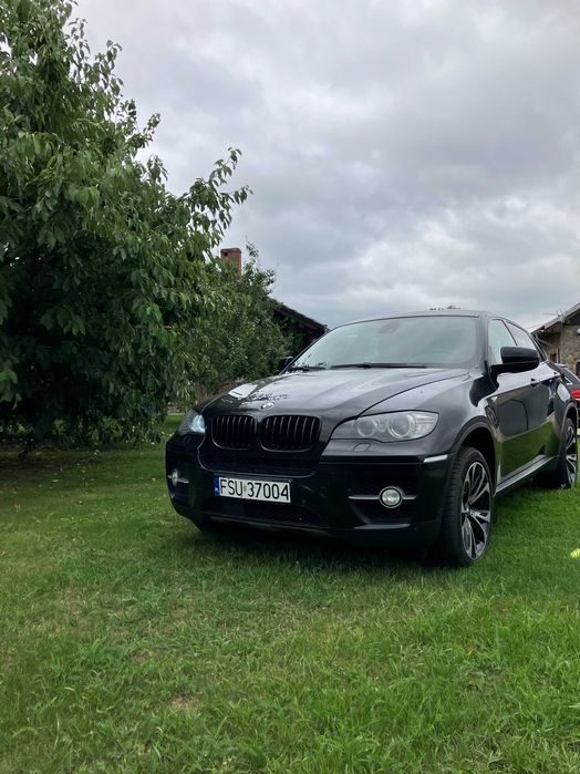 Sprzedam BMW X6 4,0 D  Po dużym serwisie.