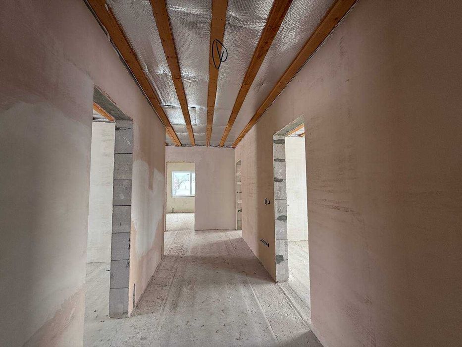 Продаж будинку в селі Іваниківка