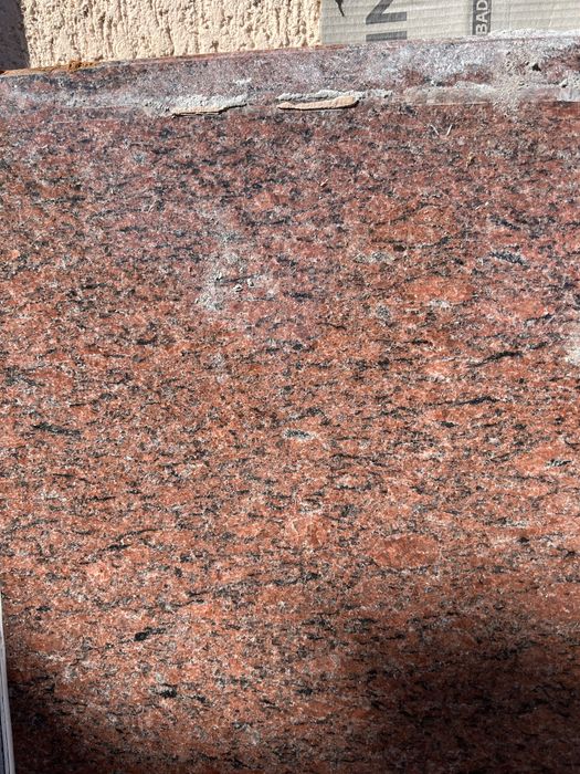 Parapet kamienny 85 cm x 34,5 cm, 148cm x 30cm