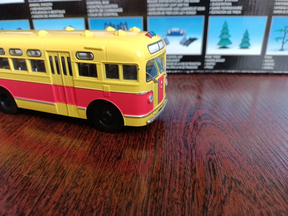 ЗІС-155 Радянський автобус 1/43 автолегенди ссср ZIS 155
