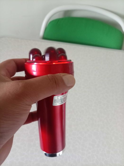 Massageador Corporal Anticellulite / Redutor com LED e Calor