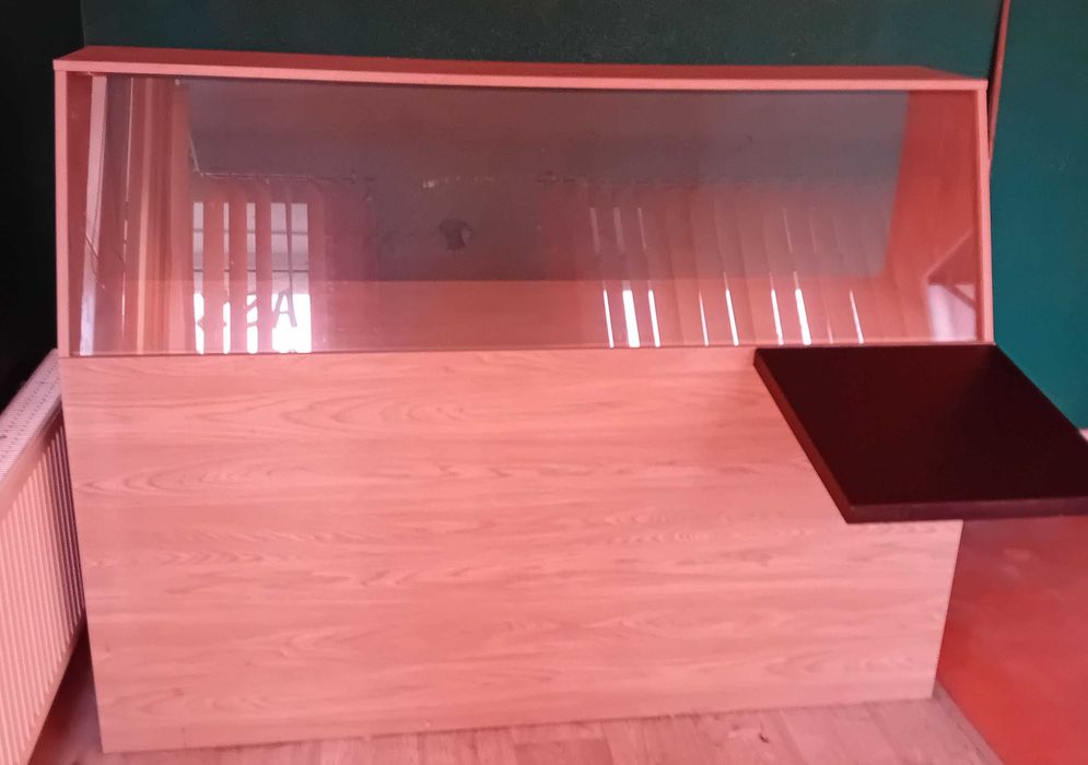 lada sprzedażowa/sklepowa z szyba