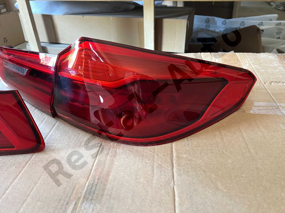 Фонари г30 G30 BMW Стопы оптика Европа желтый поворотник