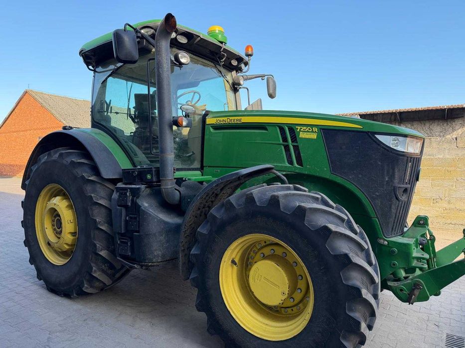 John Deere 7250R, 250 KM, ciągnik rolniczy