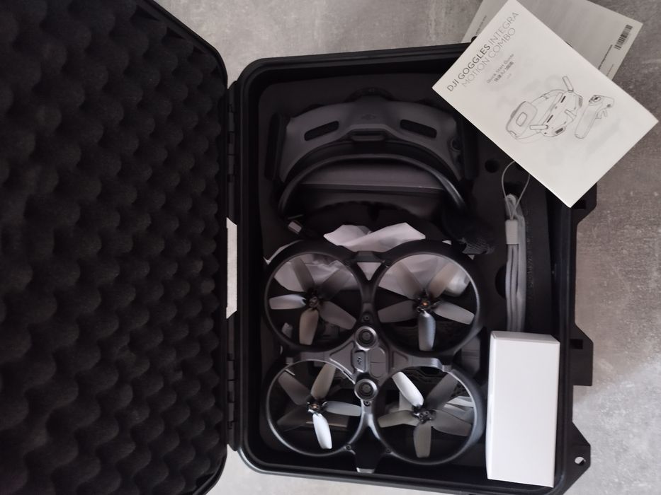 FPV дрон DJI avata explorer combo