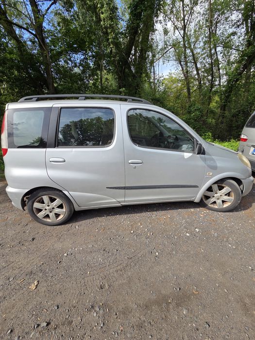 Sprzedam auto Toyota Yaris Verso