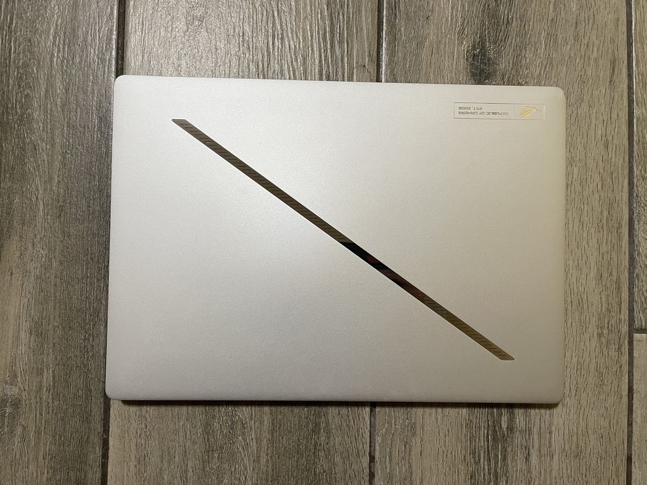 Asus Rog Zephyrus G14 GA403UV 2024 3K OLED 16 GB RAM 1 TB