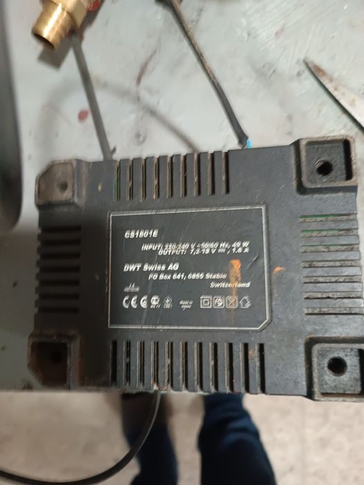 Шуруповерт  DWT.