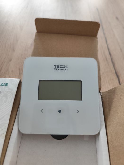 Bezprzewodowy Sterownik pieca R-8b plus