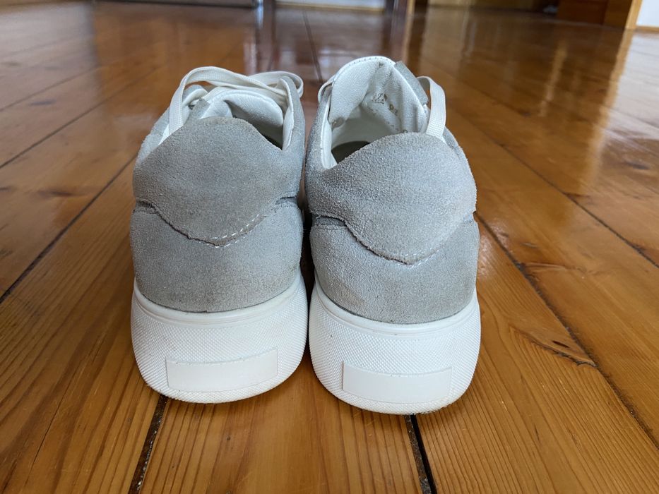 Кожаные белые кеды