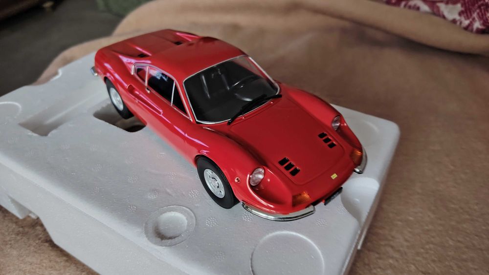 Ferraris VARIOS Classicos + Sem Caixa + 1/18