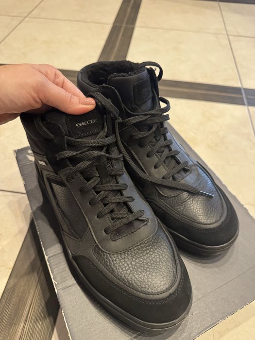 ecco  geox   44  стан чудовий