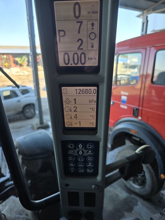 Прожам трактор New Holland t8 390