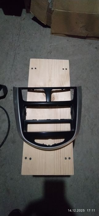 Рамка до магнітоли акцент 2014