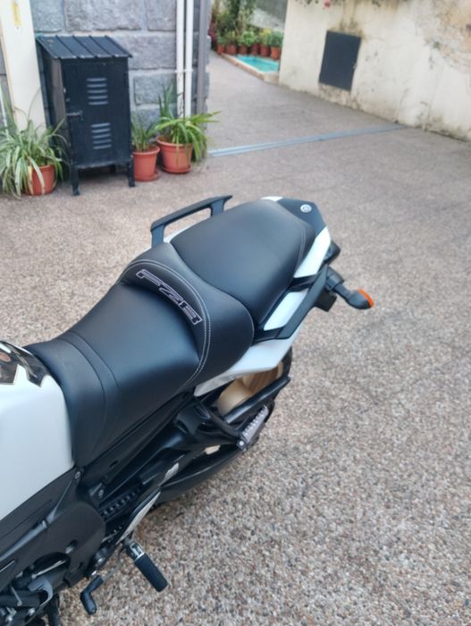 Yamaha fz8 impecável