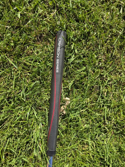 Kij do golfa putter Odyssey Crimson Series 660