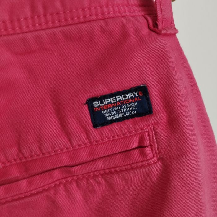 Spodenki męskie Superdry International, koralowe, r. M/L