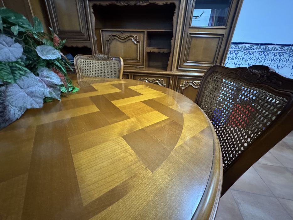 Sala de jantar completa