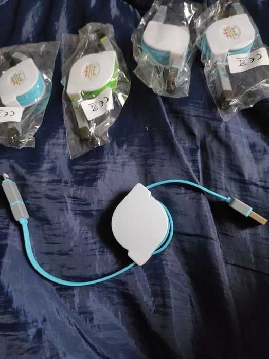 Wysuwany port Micro USB 2 w 1  iPhone Android