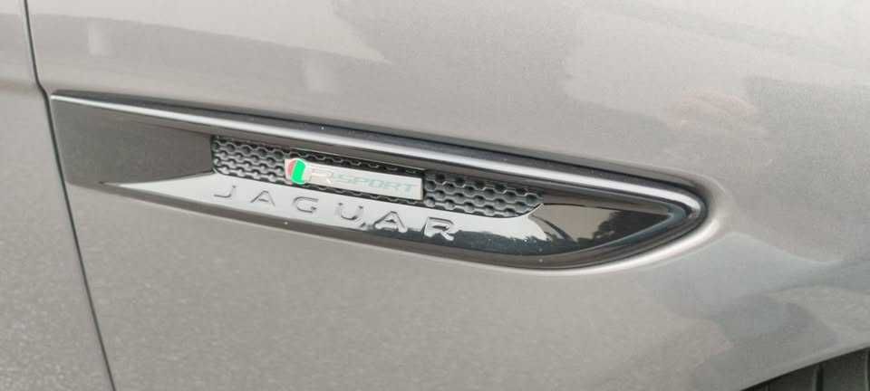 Jaguar XF 2.0 Diesel 180cv Automático