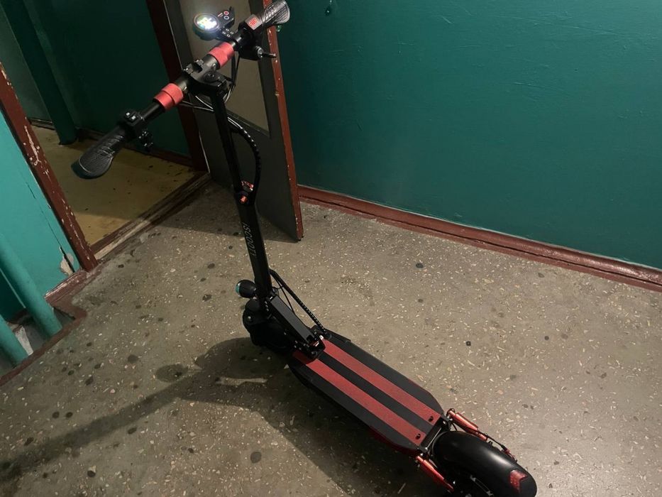 Kugoo m4 pro (iscooty)