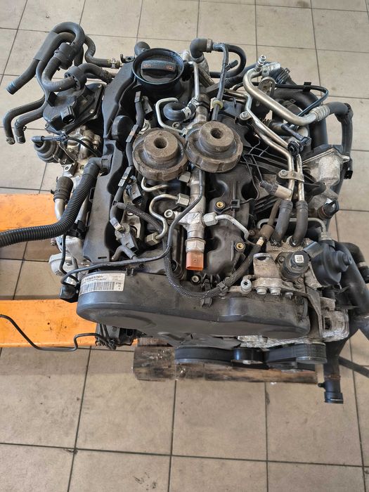 Audi A4 B8 A5 Q5 silnik 2.0 TDI CJC