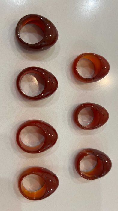 7 anéis Lindíssimos em pedra ágata semipreciosa