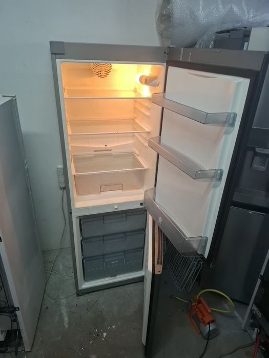 Frigorífico combinado balay inox a um preço acessível