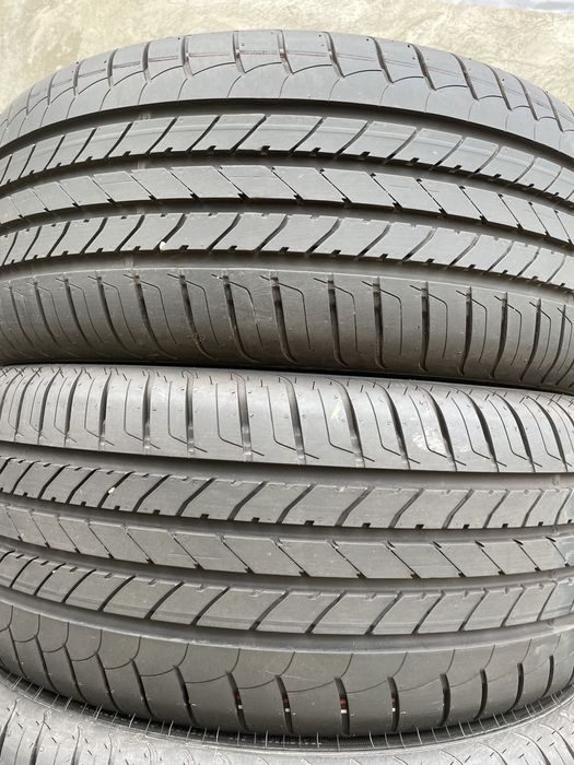 205/50/17 Good Year Efficient Grip