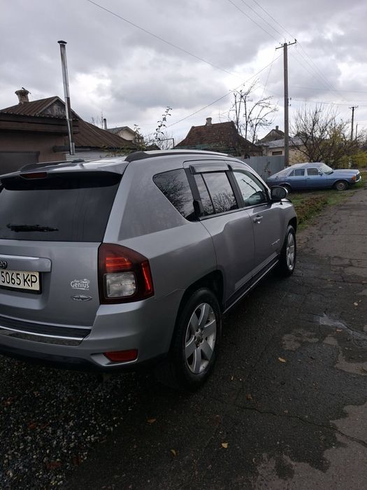 Jeep compass автомобиль
