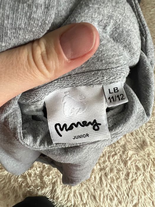 Худі з капішоном  134 розмір