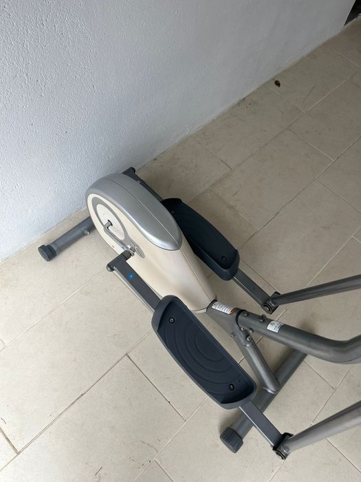 Elíptica domus FC100