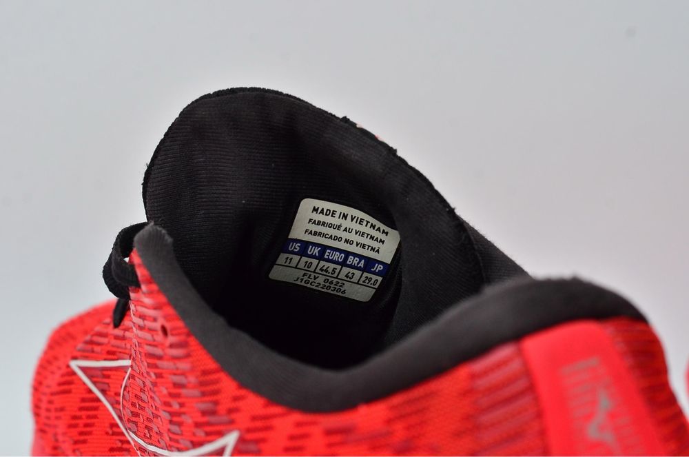 Mizuno Rider 44,5-45р кроссовки беговые