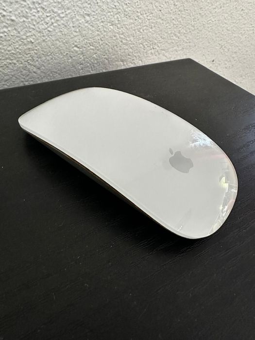 Rato Magic house Apple