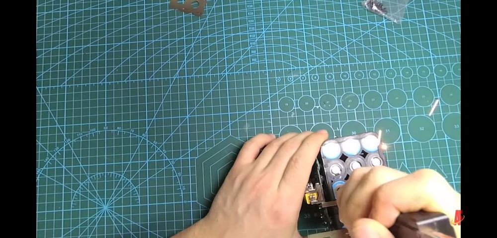 Скид, прошивка заблокованих акумуляторів Makita будь-яких версій, пере