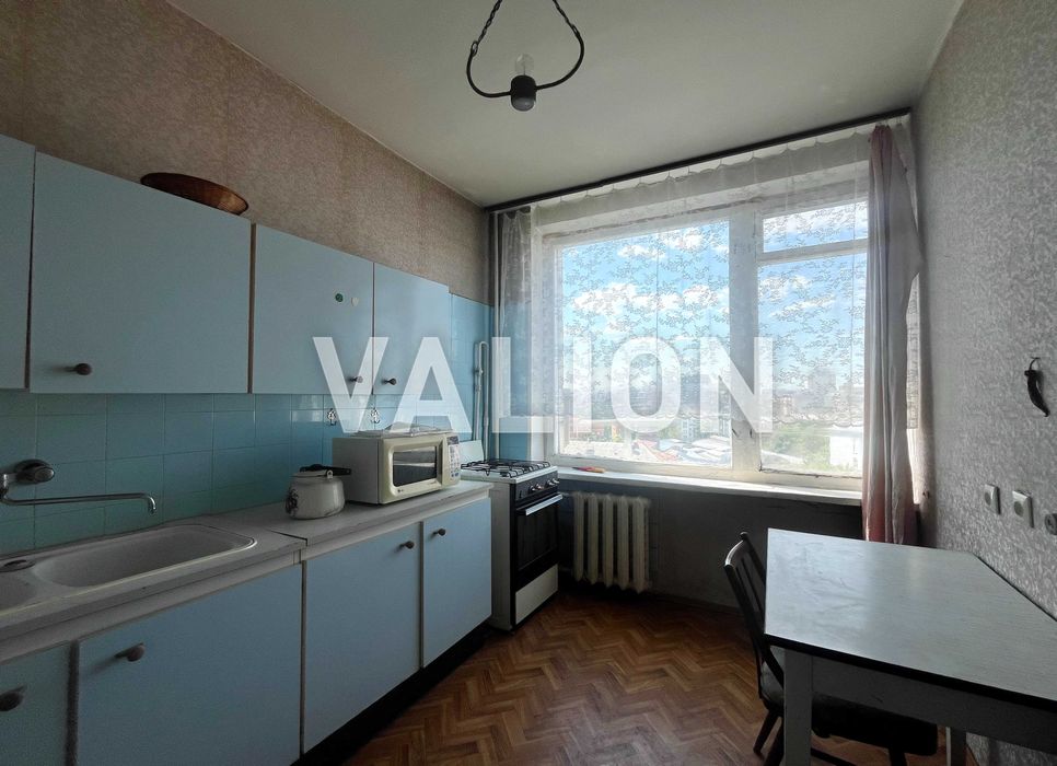 Продаж 2 кімнатна квартира,  за адресою вул. Обсерваторна,12а в Шевченківському районі