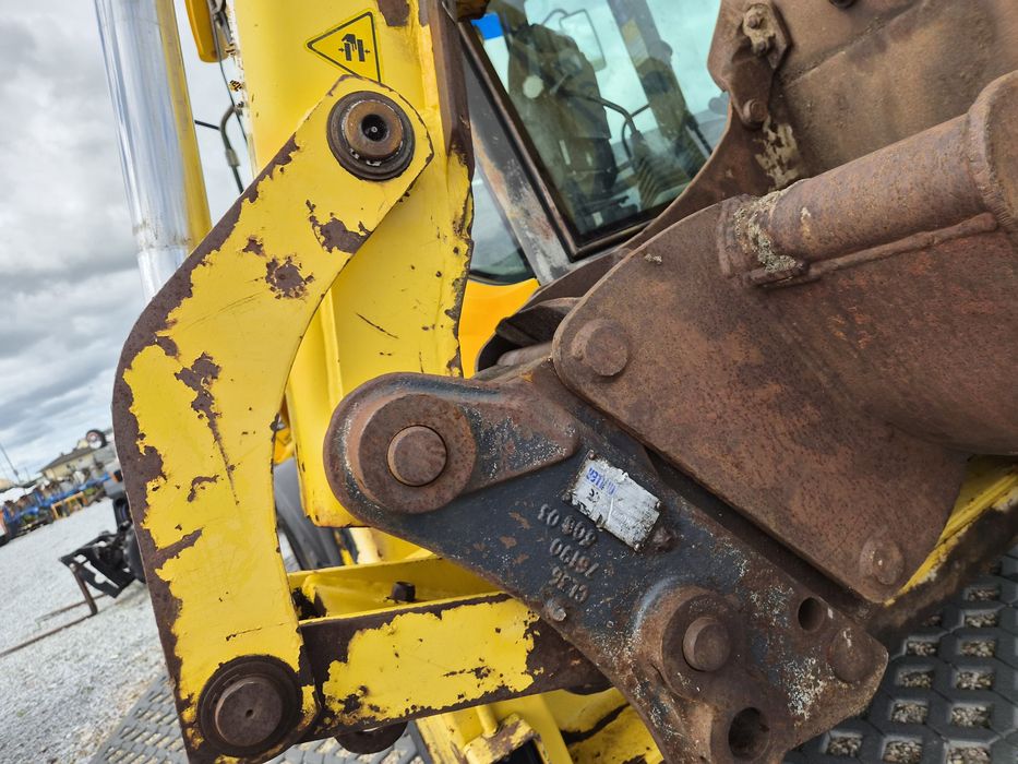 Koparko ładowarka New holland LB110 2003r teleskop