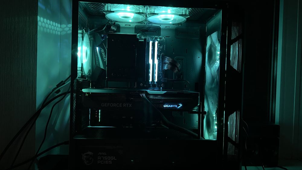 Материнская плата Gigabyte B550 AORUS Elite V2