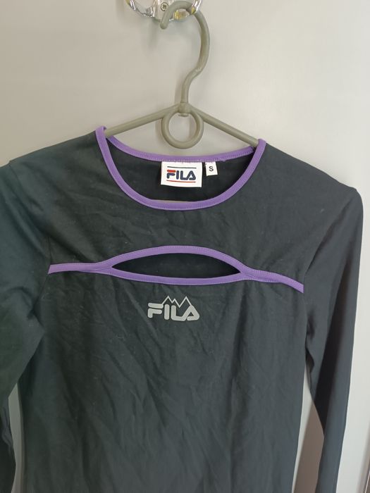 трикотажна сукня FILA з вирізом