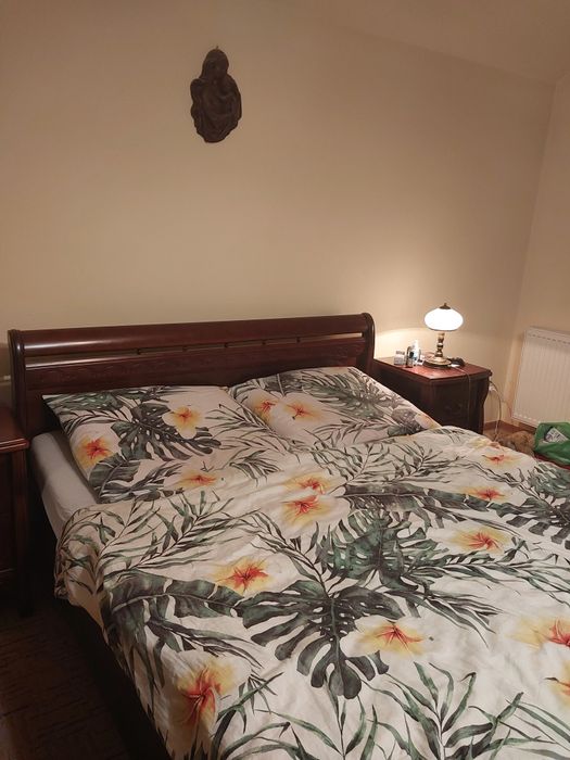 Drewniane łóżko 160/200 ze stelażem