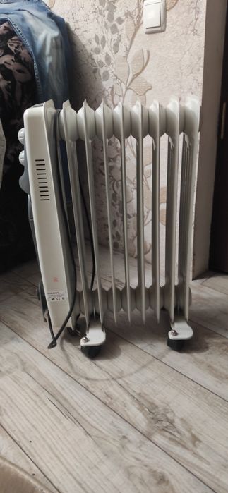 Продам масляный радиатор
