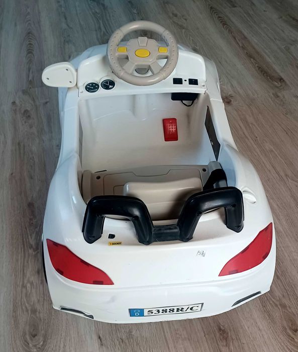 Samochod elektryczny na akumulator dziecko