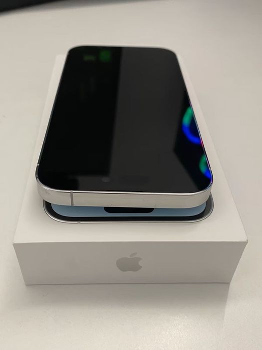 iPhone 14 Pro 256GB Silver | Como Novo | Caixa + Acessórios + AirTag