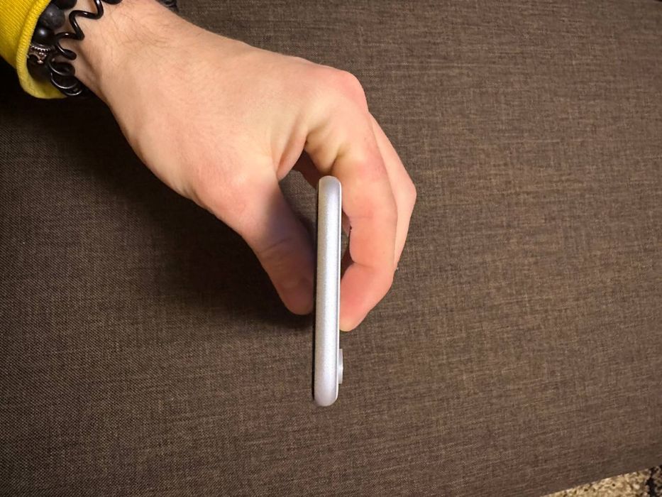 Продам iphone XR 128gb