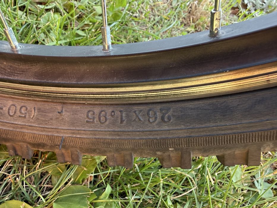Rower Kross opona 26"