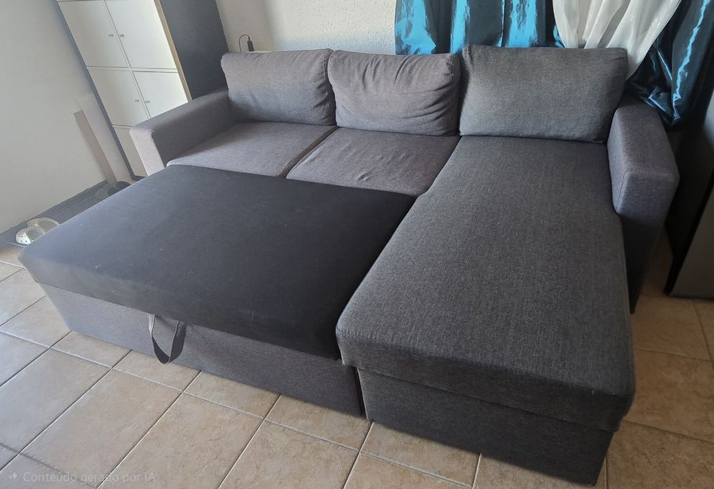 Sofá cama com chaise-lounge reversível e baú