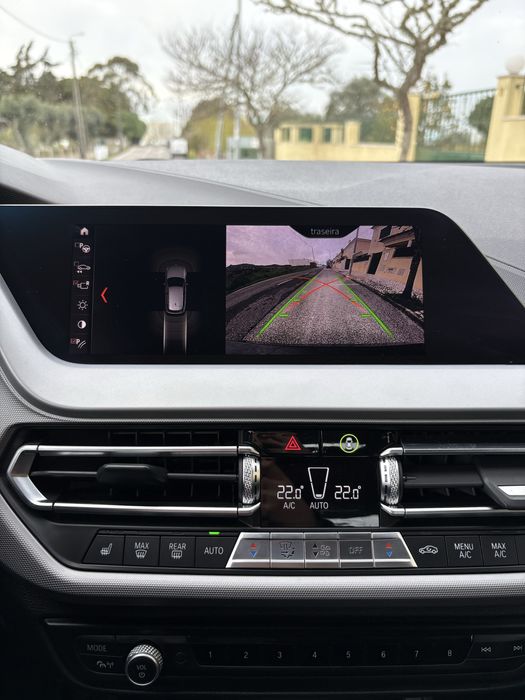 BMW 118I 140CV/ 2020/ Histórico BMW/ LED/ Carplay/ Camera/ Bancos aque