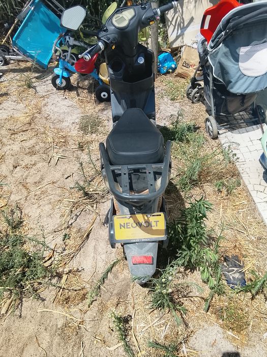 Mota elétrica em ótimo estado
